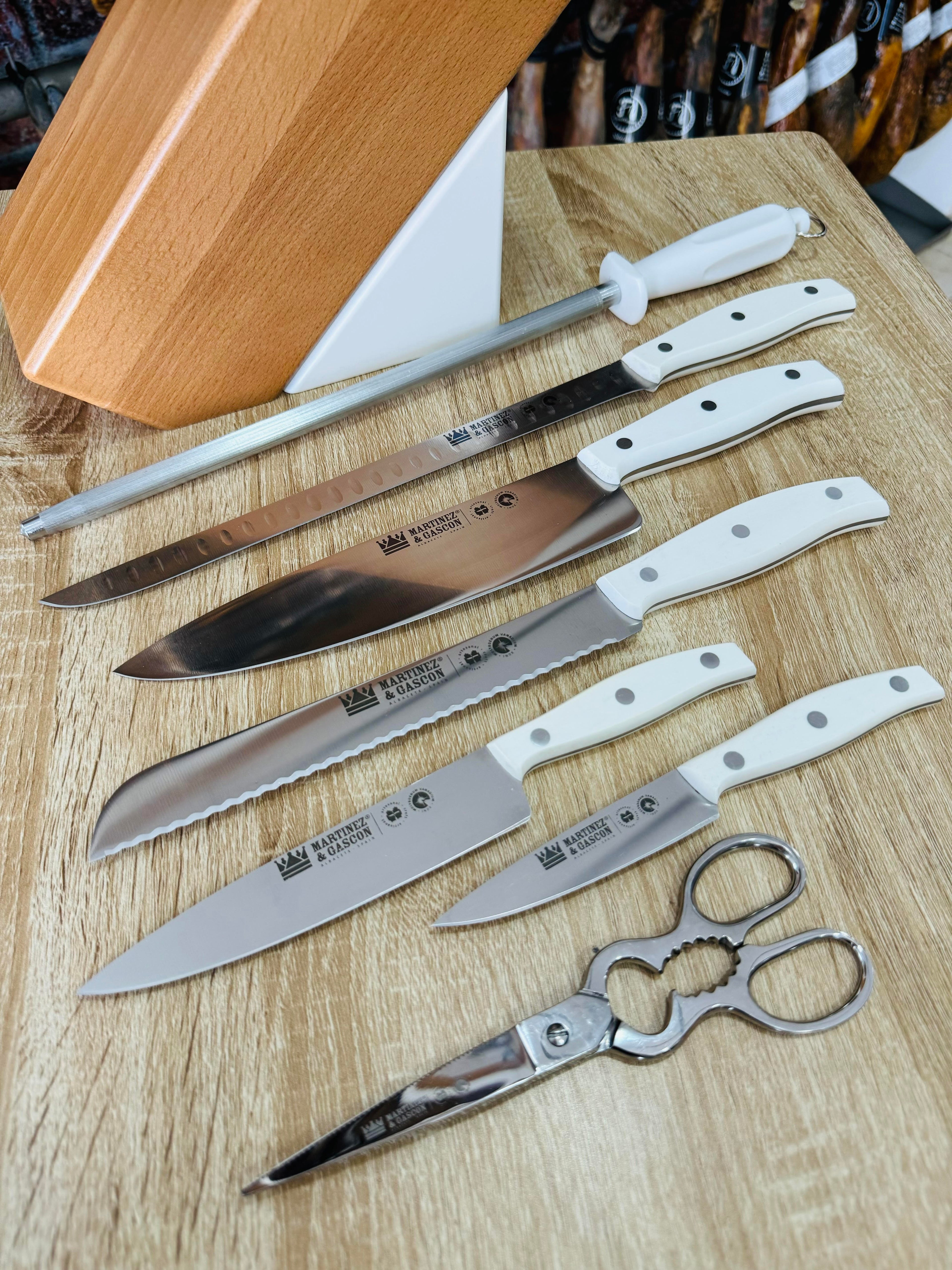 La importancia del buen afilado de los cuchillos: el secreto detrás de un buen corte de jamón