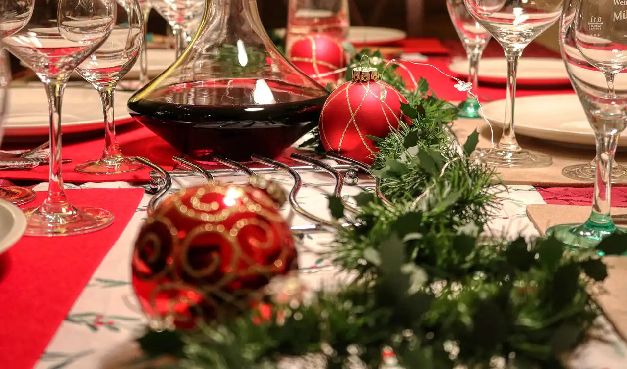 Sorprende a todos en la cena de Navidad